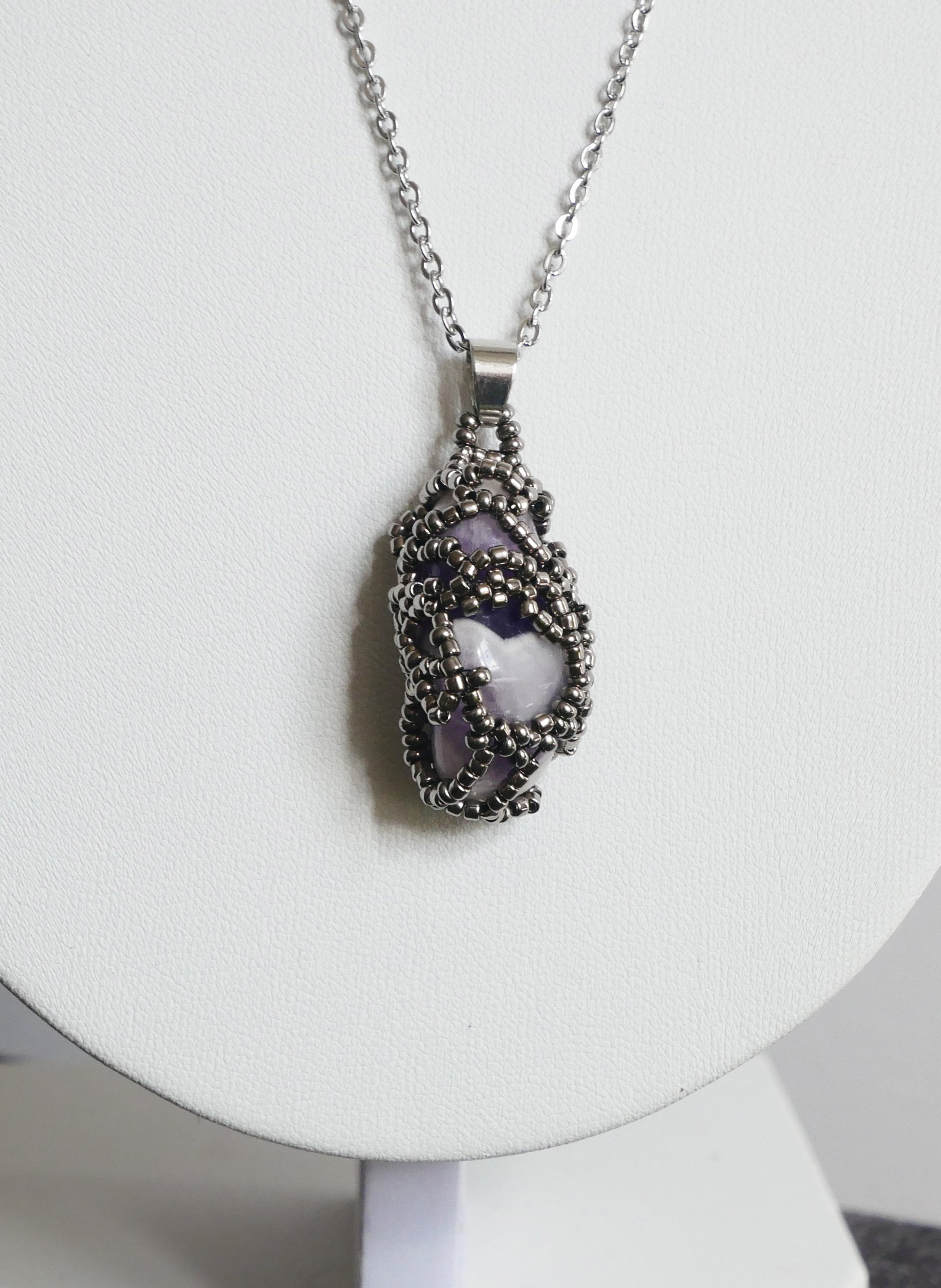 Circogonia améthyste