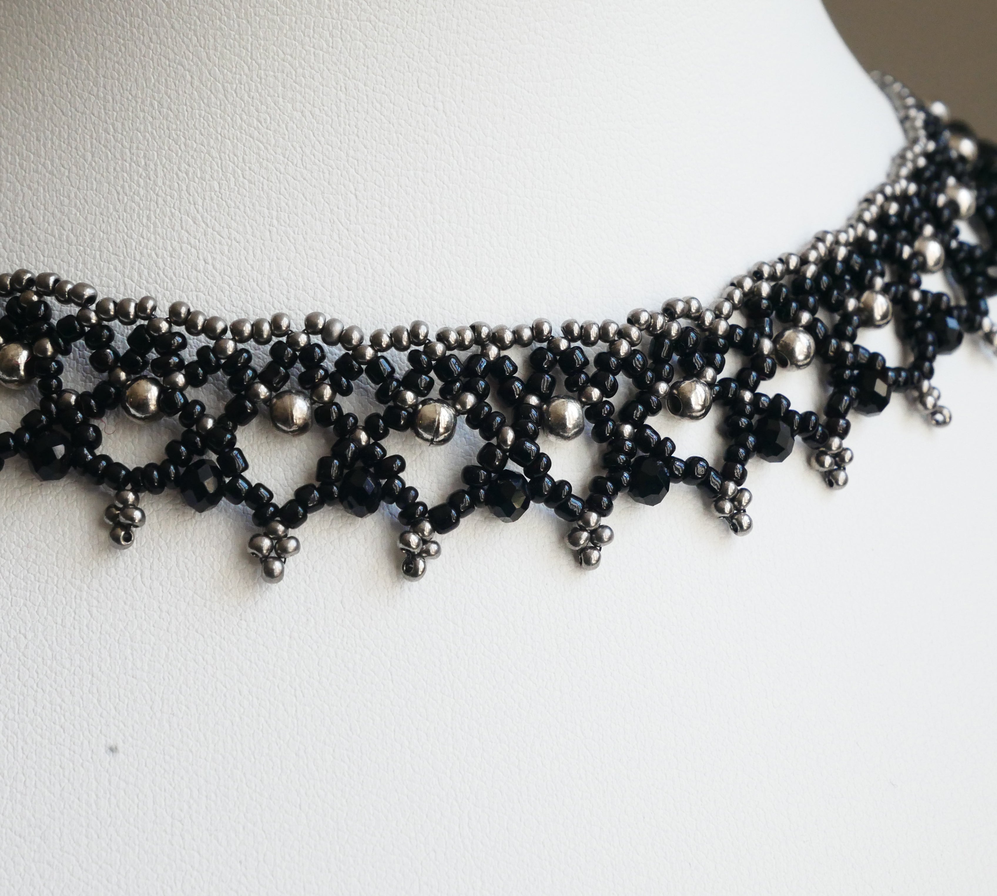 Aeolis spécimen n°4 • Perles de seconde main ❋