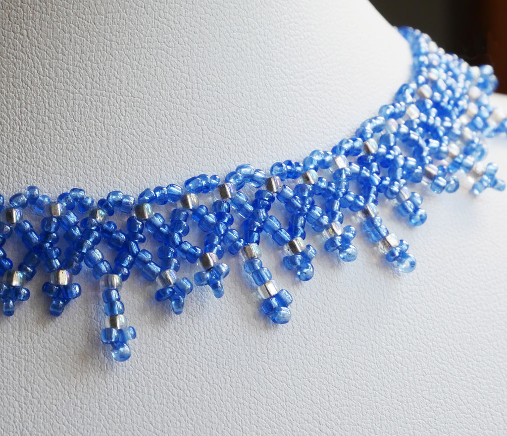 Siphonophore spécimen n°3 • perles de seconde main ✻